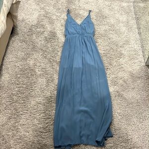 LULU’S DUSTY BLUE MAXI DRESS L